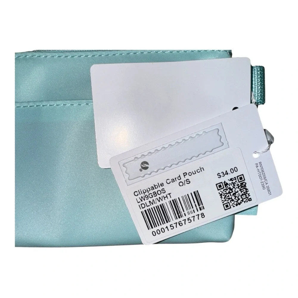 Lululemon Clippable Card Pouch, Ideal Mint / White OS NWT - Picture 3 of 3
